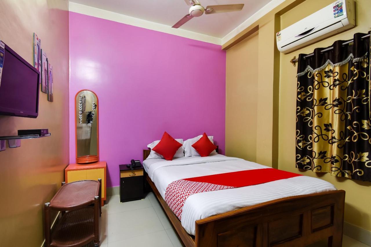Oyo 44160 Hotel Sahana Jangipur Exterior foto